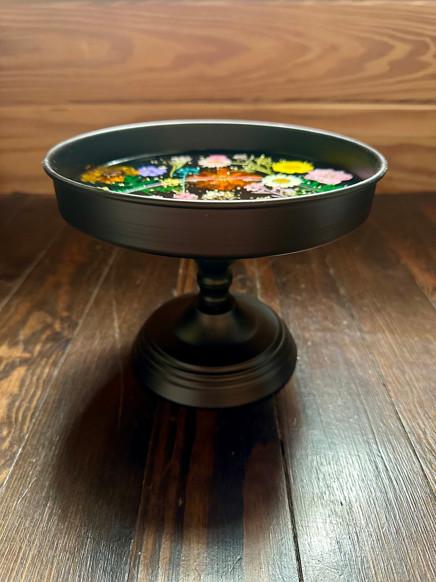 Metal Standing Platter